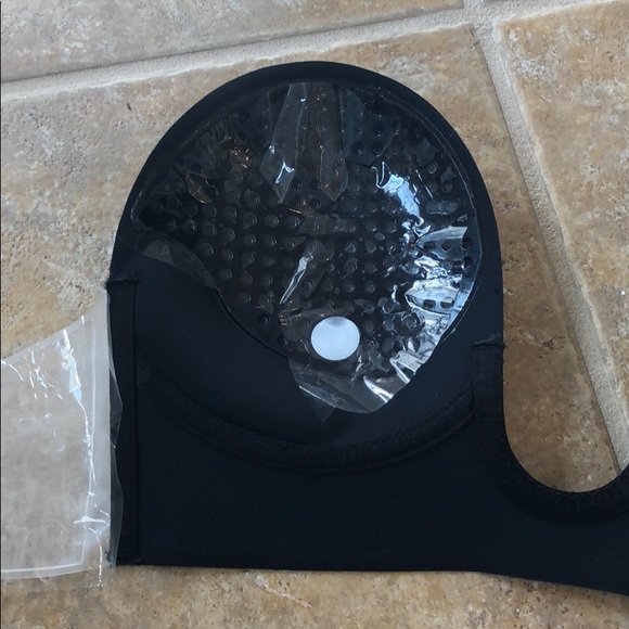 HuborLoves Strapless U-shaped Adhesive Bra - Picture 3 of 8